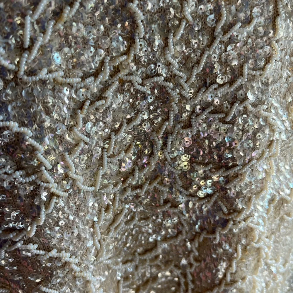 Elegant Cream Lace Dress - Picture 2 of 5